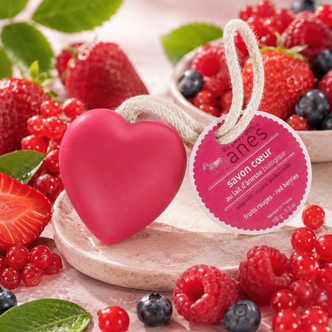 Savon cœur au lait d'ânesse biologique fruits rouges 100 g