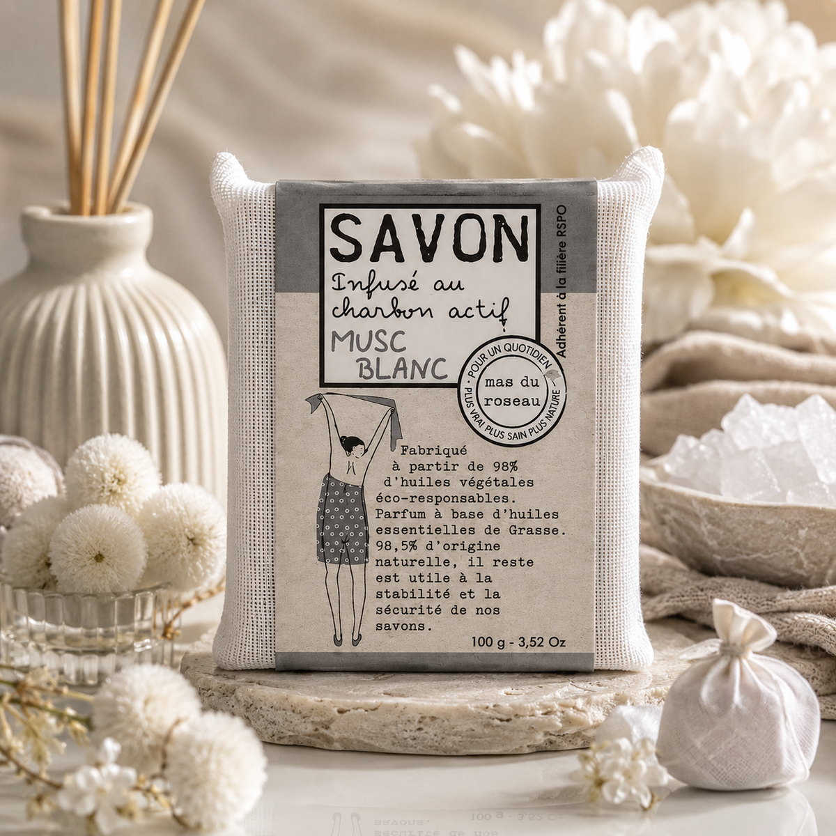 SAVONNETTE PARFUMEE COLOREE MUSC BLANC